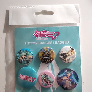 Miku pins (front)